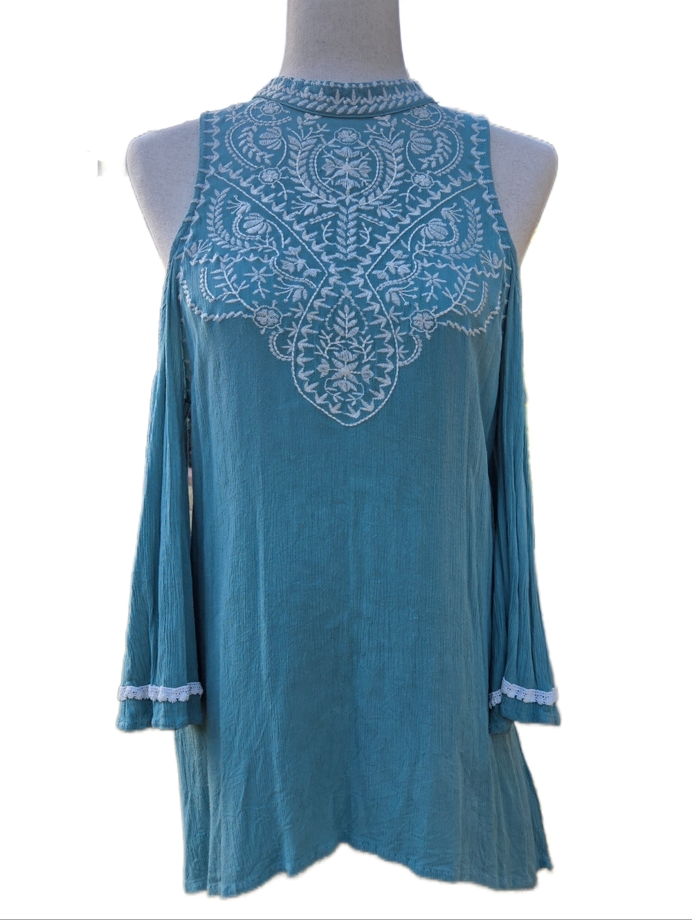 ​Xhilaration Embroidered Cold Shoulder Boho Peasant Top Tunic Dusty Teal Blue M